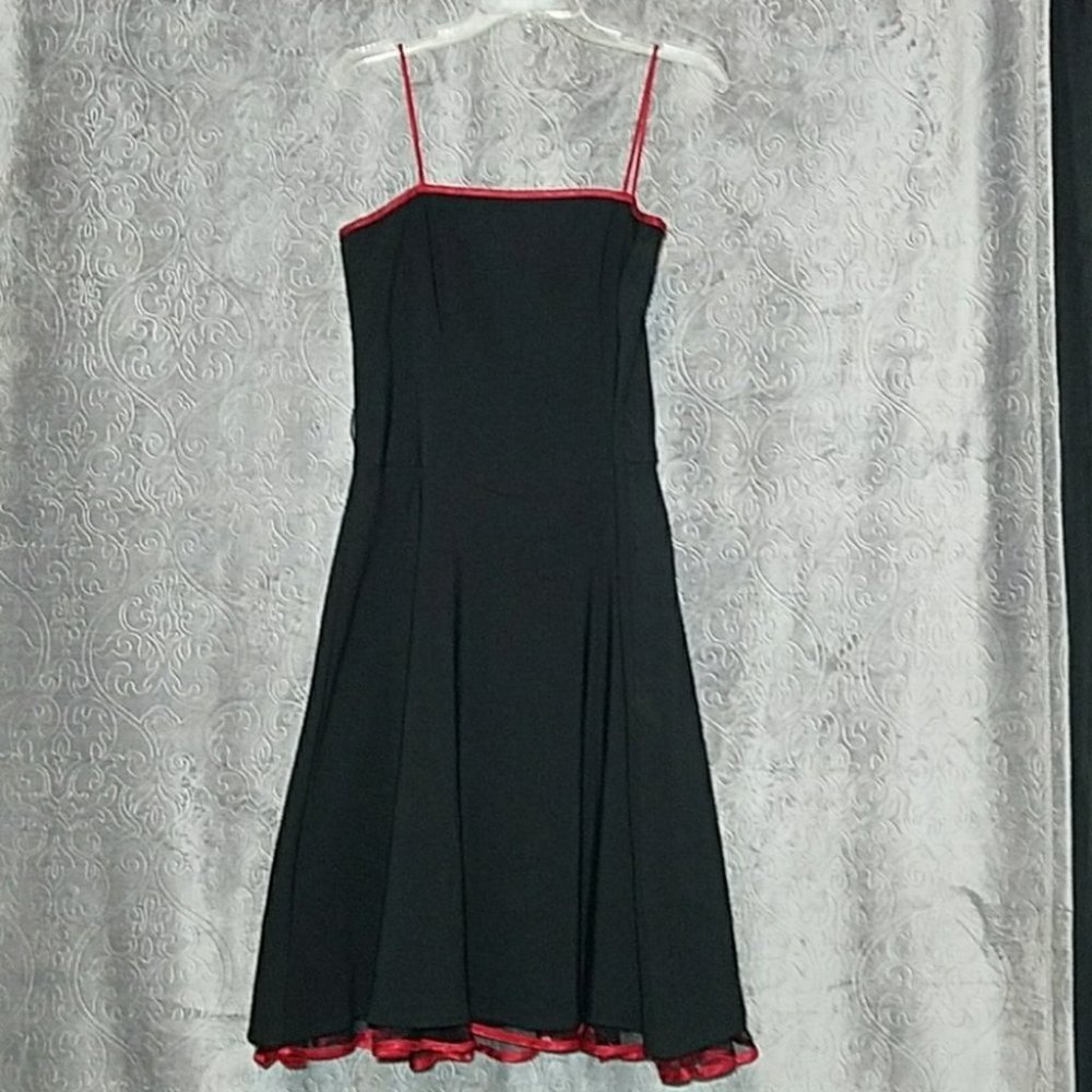 Last Chance - Dressbarn prom dance dress 8  H6